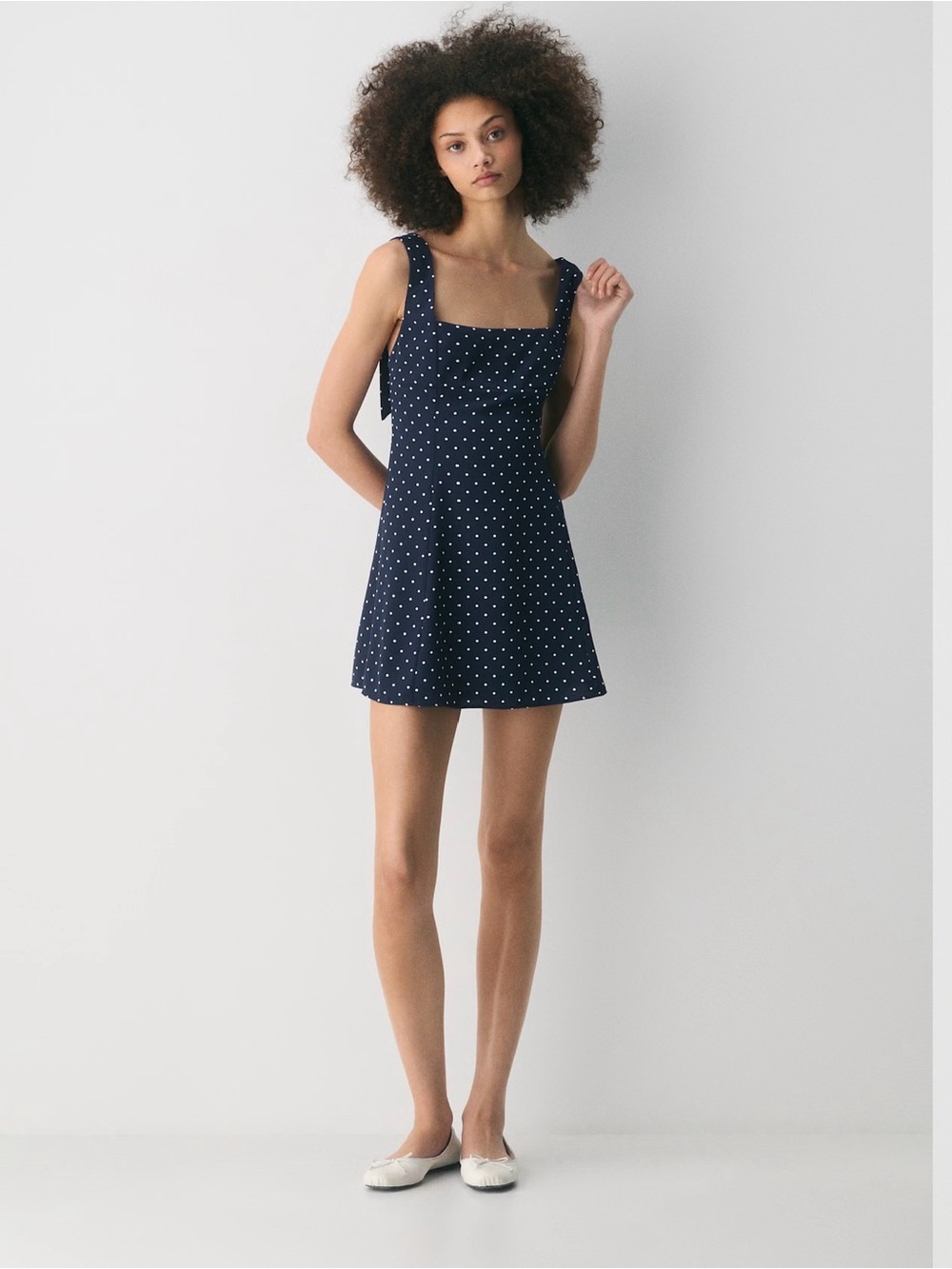 Aritzia Sunday Best Dollop Dress View 3